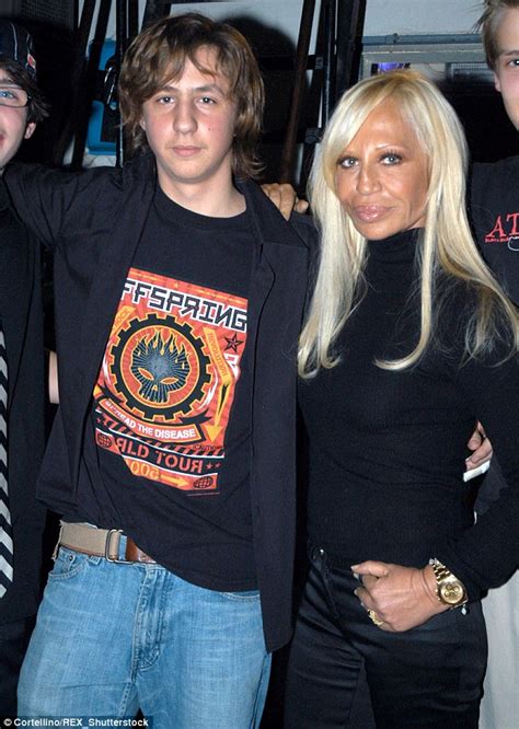 daniel versace beck moglie|donatella versace children.